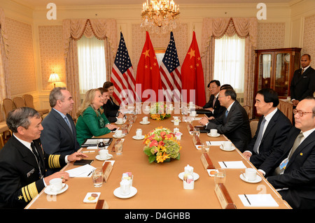 Außenministerin Clinton trifft sich mit chinesischen Außenminister Yang Jiechi Stockfoto