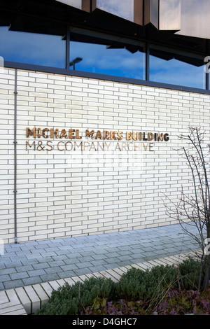 Michael Marks Gebäude auf dem Campus der University of Leeds. Es beherbergt das Unternehmensarchiv M & S und die Ausstellung "Markiert in der Zeit" Stockfoto