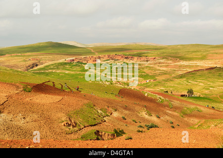 Traditionelle Berber Land in der Nähe von Ait Khaled, hoher Atlas, Marokko, Nordafrika Stockfoto