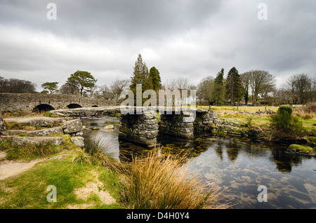 Klöppel Brücke bei Postbridge auf Dartmoor Stockfoto