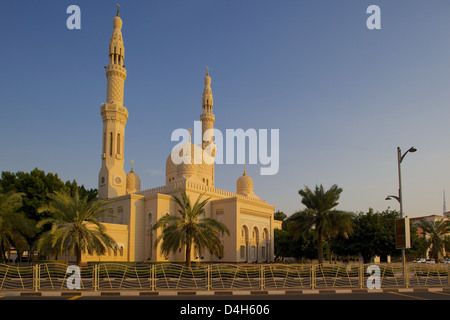 Jumeirah Moschee, Dubai, Vereinigte Arabische Emirate, Naher Osten Stockfoto