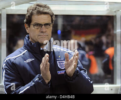 England? s Trainer Fabio Capello reagiert während der freundlichen match Deutschland V England im Olympiastadion in Berlin, Deutschland, 19. November 2008. England besiegt Deutschland 2: 1. Foto: Jochen Luebke Stockfoto