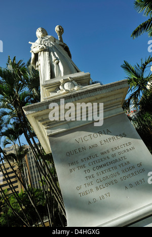 Durban, KwaZulu-Natal, Südafrika, Statue von Königin Victoria, regierende Monarch, britische Kolonialzeit, City Square, Denkmal, Geschichte, Menschen Stockfoto