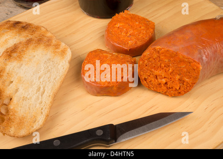 Herzhafte Sobrasada, eine traditionelle spanische Brotaufstrich Stockfoto