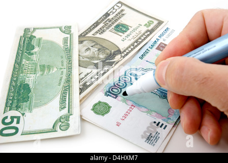 Zeichnung der monetären Stückelung, Rubel und US-Dollar Stockfoto