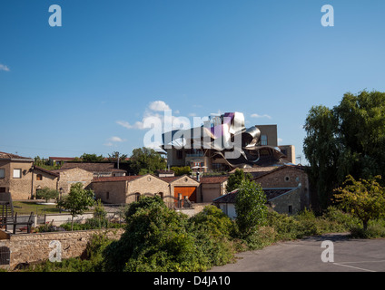 Das Hotel Marqués de Riscal in der Stadt von Elciego im Baskenland, Nordspanien Stockfoto