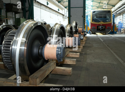 Berlin, Deutschland, in der Arbeit der neue Radsätze Berliner S-Bahn Stockfoto