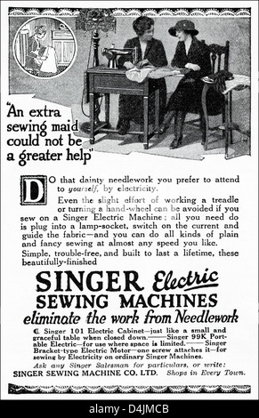 Original 1920er Jahre Periode Vintage Werbung Drucken aus der englischen Zeitschrift Werbung Elektro SINGER Nähmaschinen Stockfoto