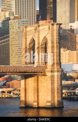 New York City Brücke über den river Stockfoto