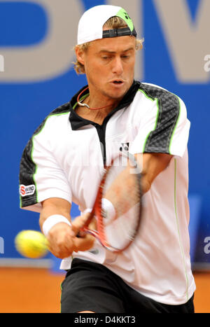 Australier Lleyton Hewitt trifft eine Rückhand während seiner ersten Vorrundenspiel gegen deutsche Petzschner 2009 BMW Open in München, Deutschland, 5. Mai 2009. Foto: FRANK LEONHARDT Stockfoto