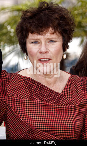 Britische Schauspielerin Imelda Staunton besucht ein Foto-Shooting auf dem Film? Taking Woodstock? bei den 62. Filmfestspielen in Cannes, Frankreich Mai 16. 2009. Foto: Hubert Boesl Stockfoto