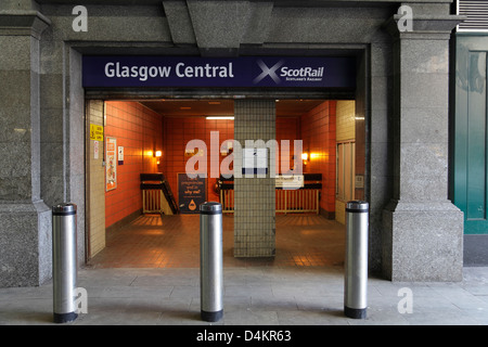 Glasgow Central Low Level Fußgängereingang zu Plattformen auf der Argyle Street im Stadtzentrum, Schottland, Großbritannien Stockfoto