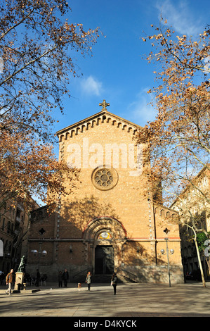 Barcelona, Katalonien, Spanien. Esglesia de Sant Joan / Kirche von Str. Joan in Placa De La Virreina. Stockfoto