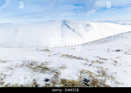 Bannerdale Klippen von scharfe Kante auf Route auf den Gipfel des Blencathra (Saddleback) im Lake District. Stockfoto