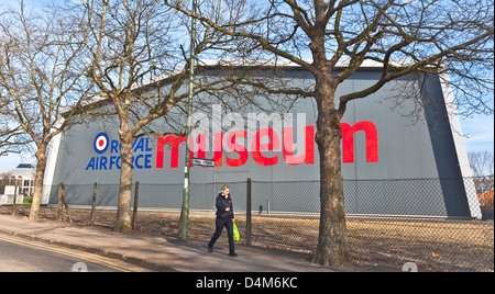 Royal Air Force Museum London, auch bekannt als die Royal Air Force Museum, Grahame Park Way, Colindale, London, England, UK Stockfoto