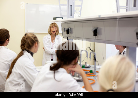 Tallinn, Estland, Unterricht in der Lebensmitteltechnologie an der technischen Universität Tallinn Stockfoto