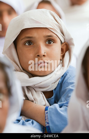 Chabakpur, Pakistan, Porträt eines Schulmaedchens Stockfoto