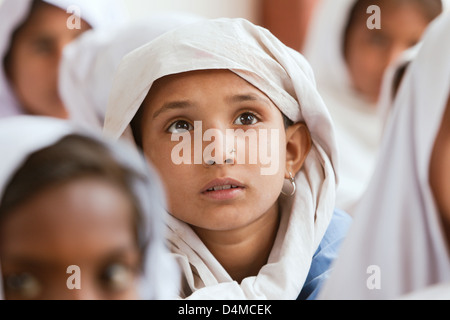 Chabakpur, Pakistan, Porträt eines Schulmaedchens Stockfoto