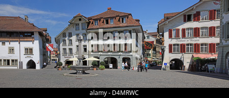 Schweiz, Kanton Bern, Thun, Rathausplatz Stockfoto