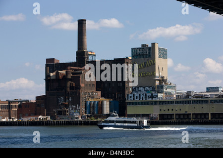 Die verlassenen und verfallenen Donimo Zuckerfabrik Gebäude in New York Stockfoto