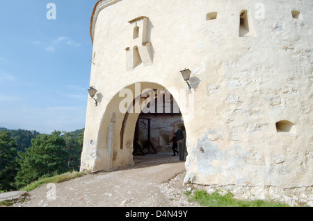 Das Haupttor der Zitadelle Rasnov, Brasov, Rumänien, Europa Stockfoto