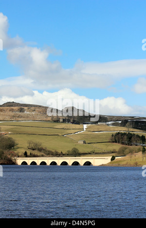 Ladybower Vorratsbehälter High Peak Derbyshire Ashopton Viadukt Stockfoto
