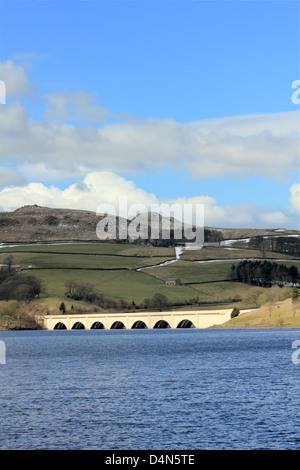 Ladybower Vorratsbehälter High Peak Derbyshire Ashopton Viadukt Stockfoto