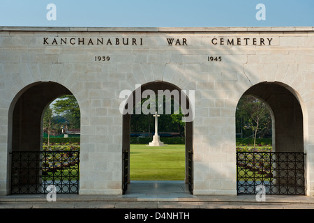 Kanchanaburi, Thailand, die Alliierten Friedhof, Eingang Stockfoto