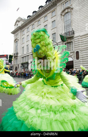 St. Patricks Festival Parade im Zentrum von London, UK. 17. März 2013. Stockfoto