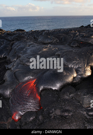 Hot fliessende Lava Vulkan Mauna Kea, Hawaii big Island Pacific Ocean Stockfoto