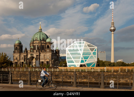 Berlin, Deutschland, der Berliner Dom, die Humboldt-Box und den Fernsehturm Stockfoto