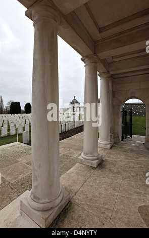 Tyne Cot Friedhof, Passchendaele, Begräbnisstätte für die Toten des ersten Weltkriegs in Ypern auffallende an der Westfront Stockfoto