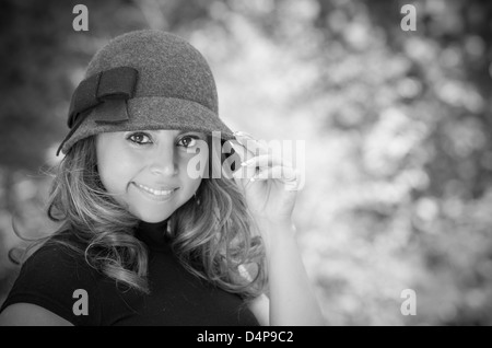 Schwarz / weiß-Shooting der Frau im park Stockfoto