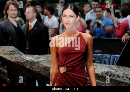 US-Schauspielerin Megan Fox kommt für die Deutschland-Premiere von der Action-Film? Transformers 2 - Revenge of the Fallen? im Sony Center am Potsdamer Platz in Berlin, Deutschland, 14. Juni 2009. Der Film wird in den deutschen Kinos vom 25. Juni 2009 sein. Foto: Robert Schlesinger Stockfoto