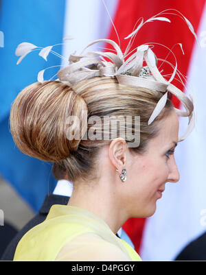 Prinzessin Tessy von Luxemburg, Ehefrau von Prinz Louis, besucht die Militärparade auf der Nationalfeiertag in Luxemburg, Luxemburg, 23. Juni 2009. Foto: Albert Nieboer (Niederlande) Stockfoto