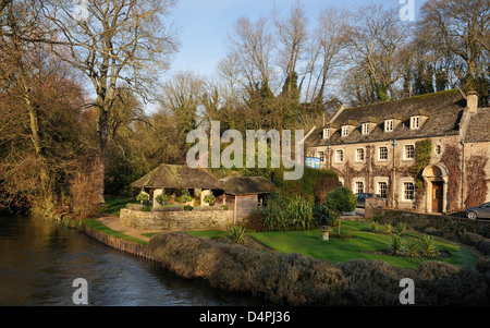 Die Swan Hotel & Fluss Coln, Bibury Gloucestershire Stockfoto