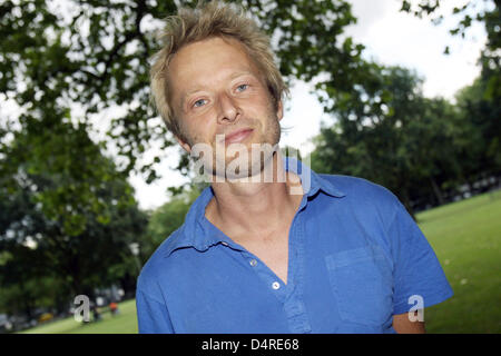 Österreichischen Komponisten Johannes Maria Staud in Hamburg, Deutschland, 14. August 2009 abgebildet. Er wird mit dem Paul-Hindemith-Preis nach einem Konzert mit seinen Stücken am Abend präsentiert werden. Foto: Malte Christen Stockfoto