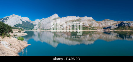 Riano Stausee (Embalse de Riaño), Leon Provinz Castilla y Leon, Spanien Stockfoto