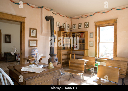 El Rancho de Las Golondrinas: Raton Schulhaus Stockfoto