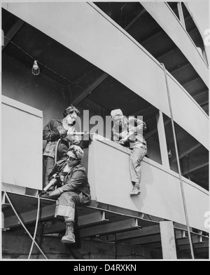 "Hacker." Arbeitnehmerinnen in Krieg der Marinship Corp, 1942 Stockfoto