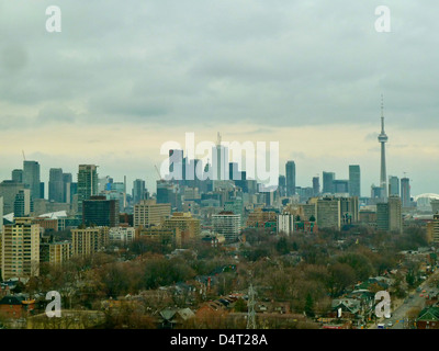 Toronto Skyline vom Casa Loma an einem bewölkten Tag Stockfoto