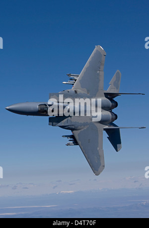 Eine f-15 Eagle von 173. Kämpfer-Flügel führt Luft/Luft-Ausbildung über Central Oregon. Stockfoto