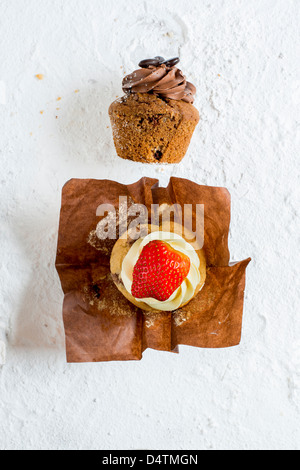 Eine Auswahl an Muffins und cupcakes Stockfoto