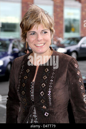 Prinzessin Laurentien der Niederlande besucht die zweite Auflage des viertägigen Events? Manifestation Nachbarschaft Alliance? in Amsterdam, die Niederlande, 25. November 2009. ? Nachbarschaft Alliance? ist eine Plattform, die darauf abzielen, Stadtteilentwicklung und fördert die Zusammenarbeit zwischen den Sozialunternehmer. Foto: Patrick van Katwijk Stockfoto