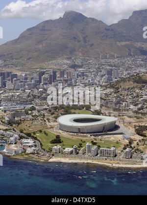 Das Greenpoint Stadion in Kapstadt, Deutschland, 2. Dezember 2009 abgebildet. Das Stadion wird fünf Vorrundenspiele und ein Halbfinale der FIFA-WM 2010 in Südafrika ein letzten 16 Spiel hosten. Foto: Bernd Weissbrod Stockfoto