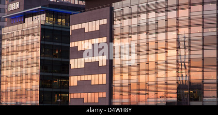 Der BBC Media City Gebäude in einer späten Wintersonne Stockfoto