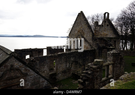 Die Ruinen der St. Bridget Kirk (Kirche) in der Nähe von Aberdour in Fife, Schottland. Stockfoto