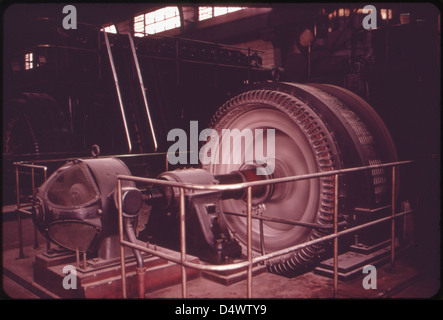Ein Foto aus dem Mai 1973, das eine veraltete Abwasseraufbereitungsanlage in der Gegend von Spring Creek in Queens, New York, zeigt. Das Bild spiegelt den Zustand der damaligen Umweltinfrastruktur wider. Stockfoto