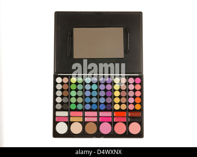 Schönheit, bunte, Kosmetik, Lidschatten, Mode, Dame, Make-up, Make-up, Palette, Profi, Schatten, Zubehör, Anwendung, close-up, Kosmetik, Augen-Make-up, Lippenstift, öffnen, Pulver, Tasche, schöne, erröten, Box, Pinsel, Farbe, Farbe, kompakt, Wimpern, Eyeliner, Puder, Spiegel, Modus, Objekte, Pigment, portable, Schattierung, glänzend, Werkzeuge, Stamm, Rohr, Beige, Pflege, Gesichts, isoliert, rosa, Produkt, Satz, Schatten, Ton, Zubehör Stockfoto