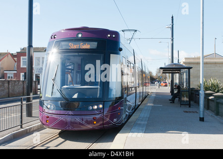 Fleetwood - Lancashire, England mit einer Blackpool Straßenbahn zu fahren Stockfoto